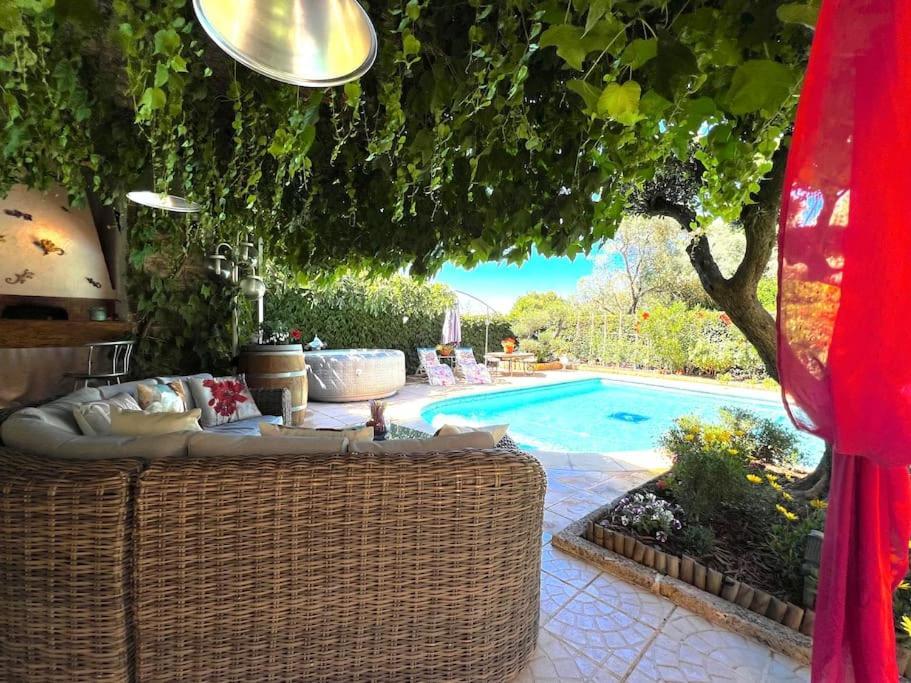Le Jardin De Mae Daire Bouc-Bel-Air Dış mekan fotoğraf