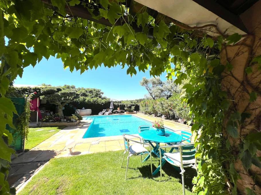 Le Jardin De Mae Daire Bouc-Bel-Air Dış mekan fotoğraf