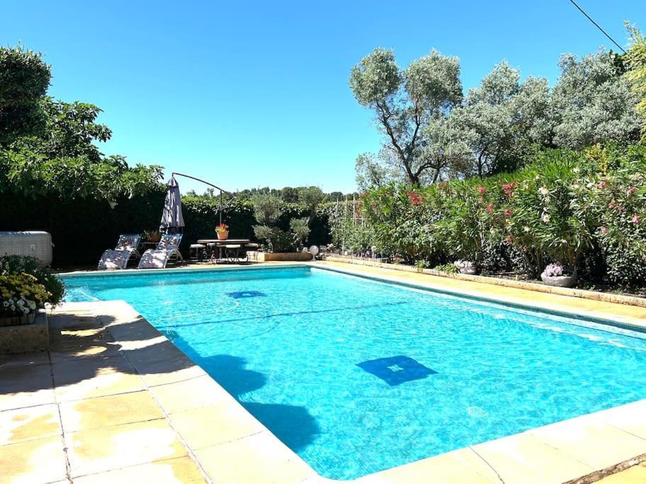 Le Jardin De Mae Daire Bouc-Bel-Air Dış mekan fotoğraf