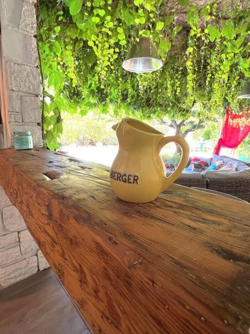 Le Jardin De Mae Daire Bouc-Bel-Air Dış mekan fotoğraf